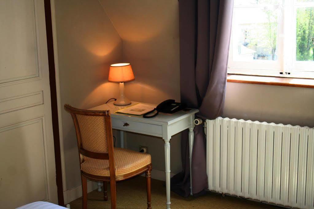 Hotel De Boisgelin Pléhédel エクステリア 写真